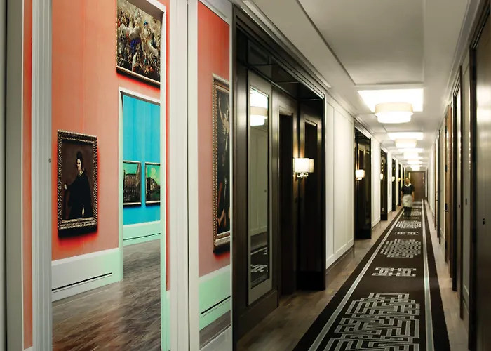The Langham 5*